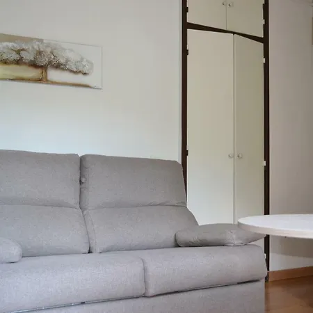 A 100 Metres Des Thermes Vue Sur Montagne. Apartmán